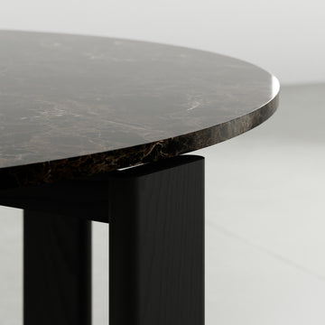 Emperador Sort Ask ⦙ <i> Rundt </i>