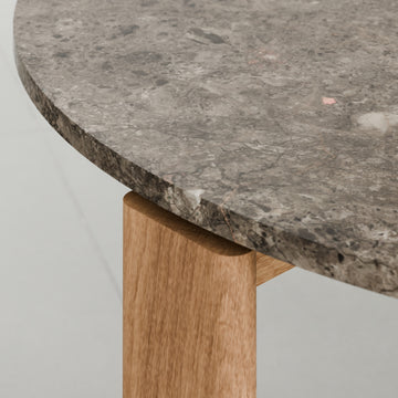 Grigio Eg ⦙ <i> Rundt </i>